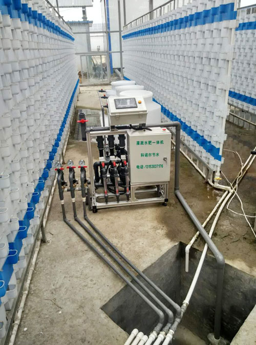點擊查看詳細信息標題：三通道水肥機 閱讀次數：5455